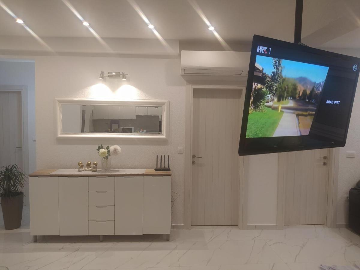 Apartmani Trubi 3 Vodice Buitenkant foto